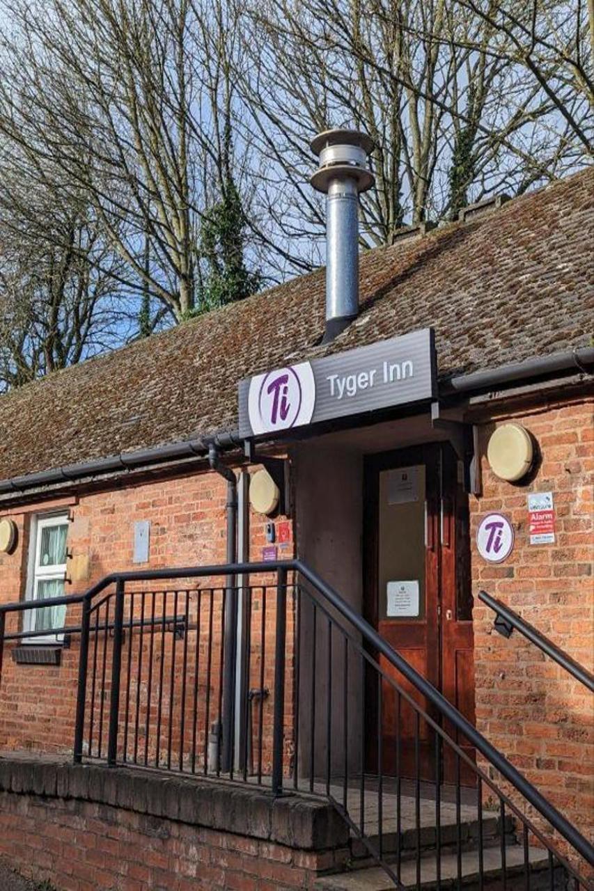 Oyo Tyger Inn, 3*